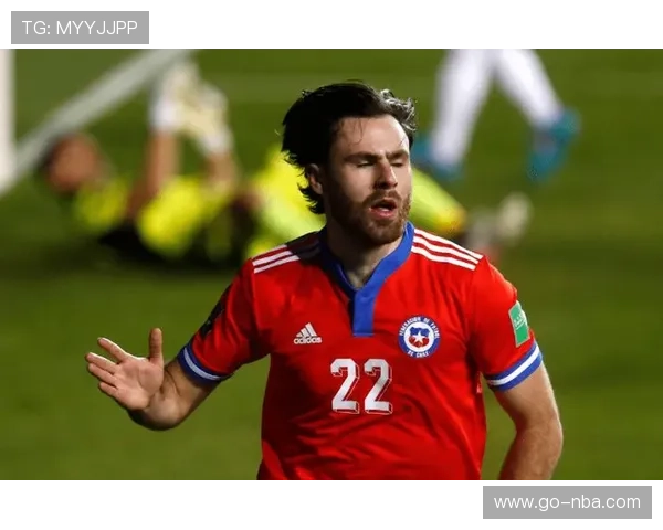 多特蒙德福伊特手球染红,吉拉西点射被扑后补射破门 多特蒙德福伊特手球染红,吉拉西点射被扑后补射破门